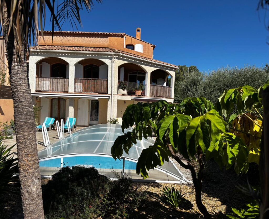 WhatsApp Image 2025-12-18 at 15.10.49